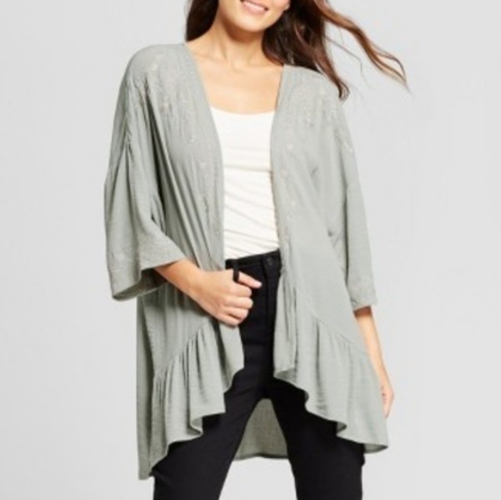 Brand New Knox Rose embroidered kimono cardigan